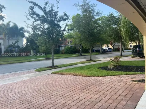 659 Verona Place Weston FL 33326