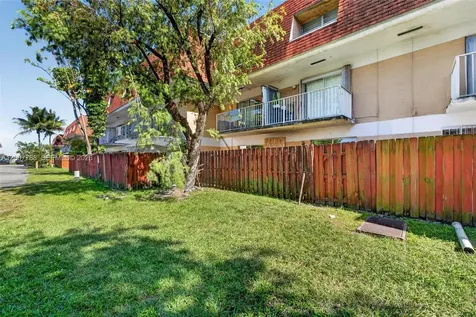 240 NW 107th Avenue Miami FL 33172