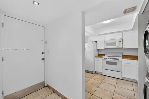240 NW 107th Avenue Miami FL 33172