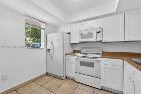 240 NW 107th Avenue Miami FL 33172