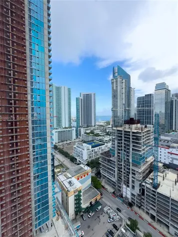 20 NE 11th Street Miami FL 33132
