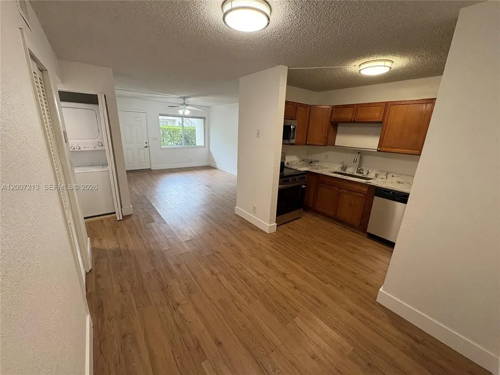 3251 NW 102nd Terrace Coral Springs FL 33065