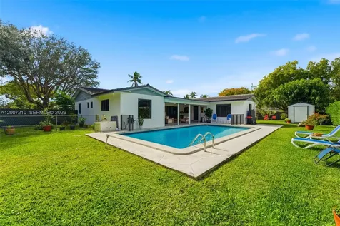 8625 SW 147th Street Palmetto Bay FL 33158