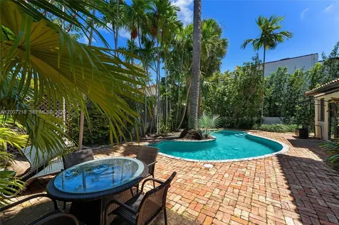 6121 La Gorce Drive Miami Beach FL 33140