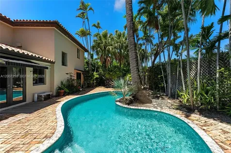 6121 La Gorce Drive Miami Beach FL 33140