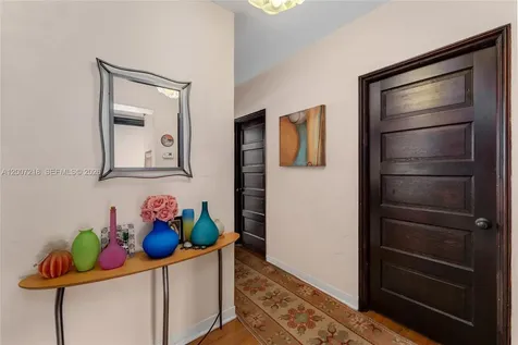 6121 La Gorce Drive Miami Beach FL 33140