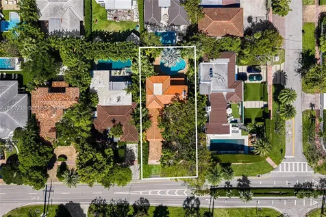 6121 La Gorce Drive Miami Beach FL 33140