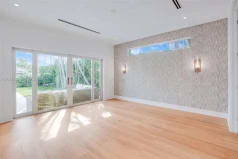 815 NE 76th Street Miami FL 33138
