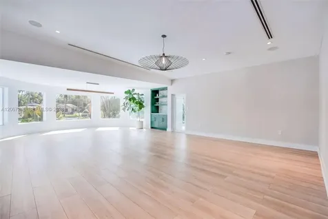 815 NE 76th Street Miami FL 33138