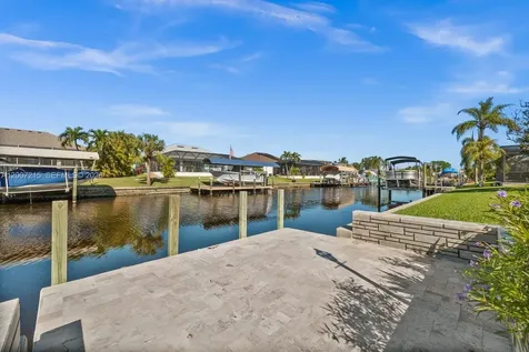 117 SE 40 Terrace Cape Coral FL 33904