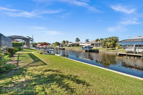 117 SE 40 Terrace Cape Coral FL 33904