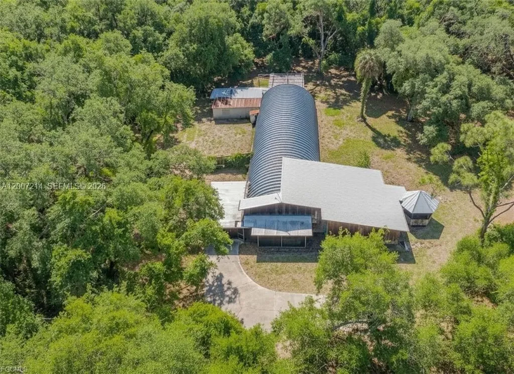 1040 Kirby Thompson Road Other City - In The State Of Florida FL 33935