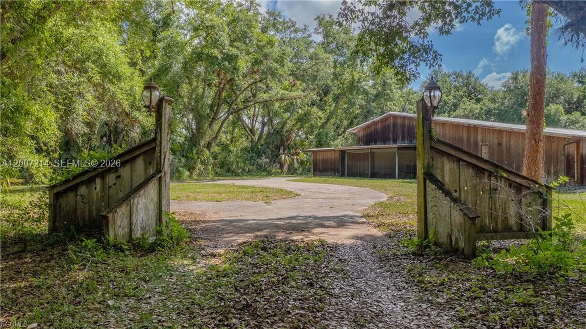 1040 Kirby Thompson Road Other City - In The State Of Florida FL 33935