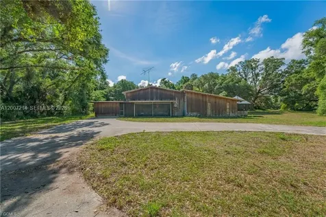 1040 Kirby Thompson Road Other City - In The State Of Florida FL 33935