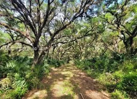 1040 Kirby Thompson Road Other City - In The State Of Florida FL 33935