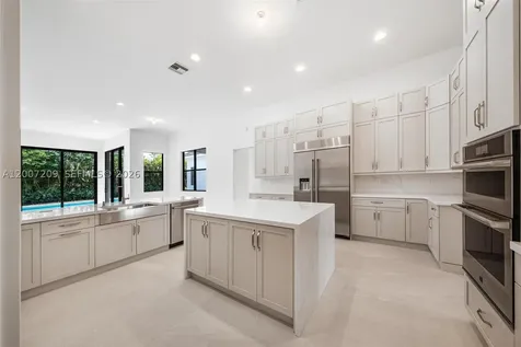 11900 SW 14th Place Davie FL 33325