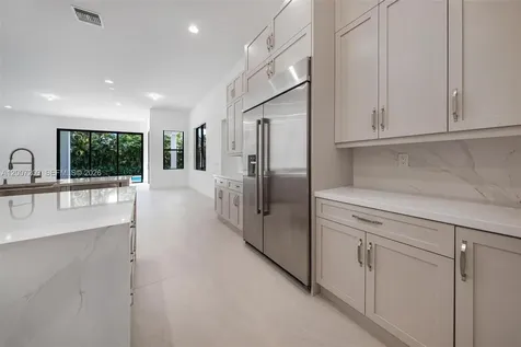 11900 SW 14th Place Davie FL 33325