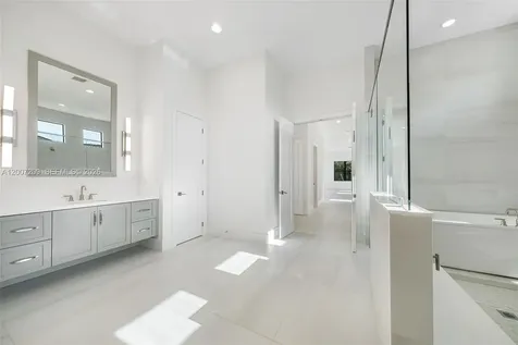 11900 SW 14th Place Davie FL 33325
