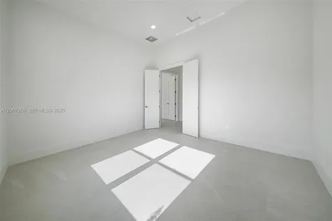 11900 SW 14th Place Davie FL 33325