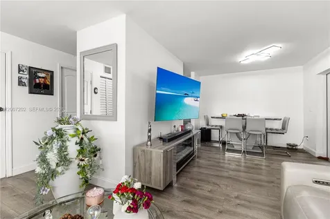 203 NE 12th Avenue Homestead FL 33030