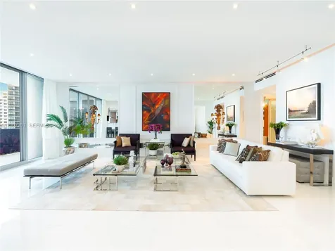 5959 Collins Avenue Miami Beach FL 33140