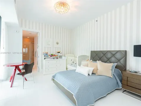 5959 Collins Avenue Miami Beach FL 33140
