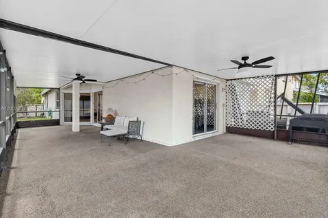11804 NW 13th Street Pembroke Pines FL 33026
