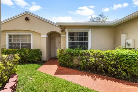 11804 NW 13th Street Pembroke Pines FL 33026