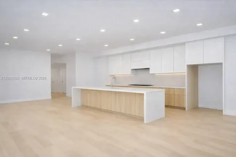 2000 SW 18th Avenue Fort Lauderdale FL 33315
