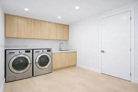 2000 SW 18th Avenue Fort Lauderdale FL 33315