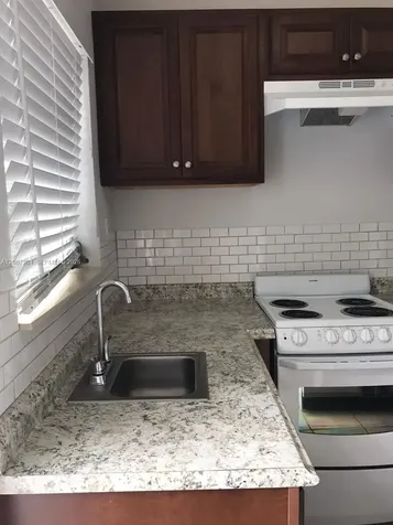 2483 SW 11th Street Miami FL 33135