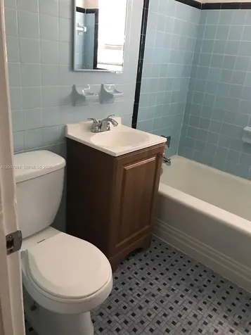 2483 SW 11th Street Miami FL 33135