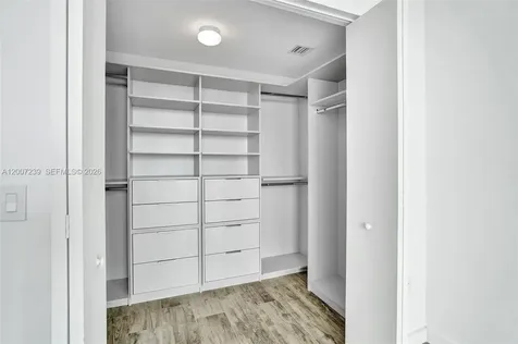 650 NE 32nd Street Miami FL 33137
