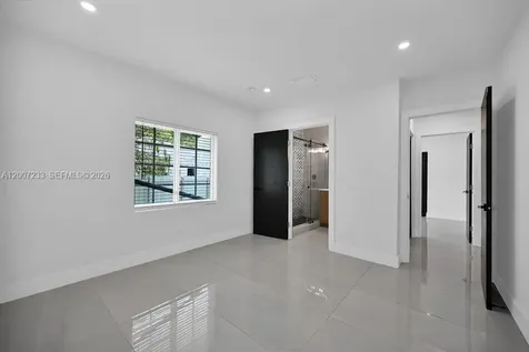 570 NW 48th Street Miami FL 33127
