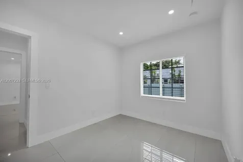 570 NW 48th Street Miami FL 33127