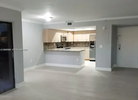 10847 NW 7th Street Miami FL 33126