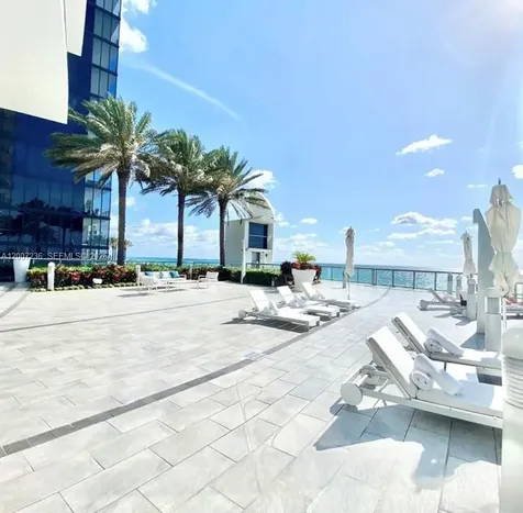 17121 Collins Avenue Sunny Isles Beach FL 33160