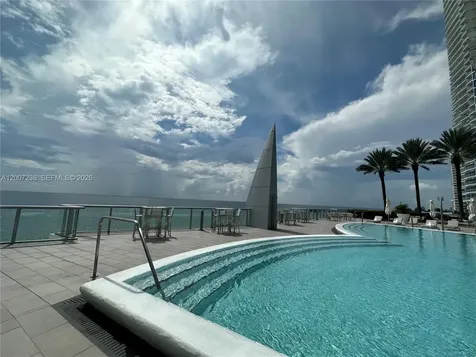 17121 Collins Avenue Sunny Isles Beach FL 33160