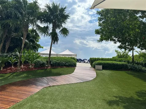 17121 Collins Avenue Sunny Isles Beach FL 33160