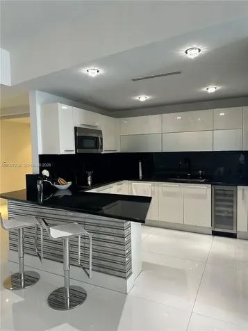 17121 Collins Avenue Sunny Isles Beach FL 33160