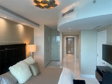 17121 Collins Avenue Sunny Isles Beach FL 33160