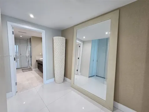 17121 Collins Avenue Sunny Isles Beach FL 33160