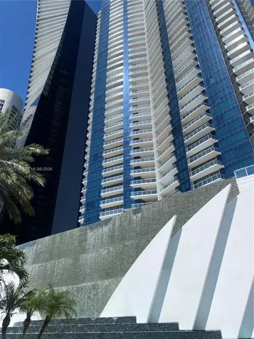17121 Collins Avenue Sunny Isles Beach FL 33160