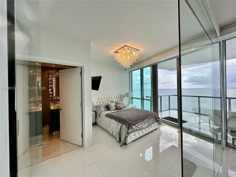 17121 Collins Avenue Sunny Isles Beach FL 33160