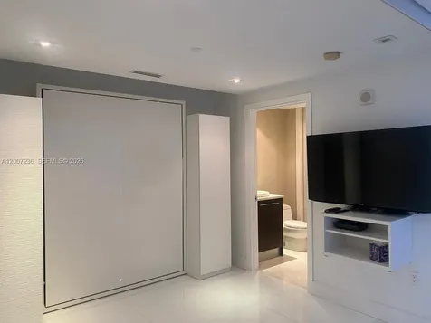 17121 Collins Avenue Sunny Isles Beach FL 33160