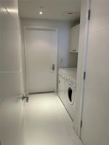 17121 Collins Avenue Sunny Isles Beach FL 33160