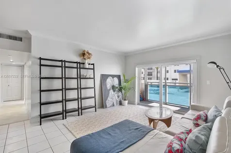 1701 S Ocean Drive Hollywood FL 33019