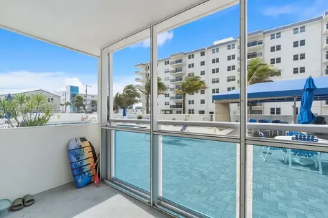 1701 S Ocean Drive Hollywood FL 33019