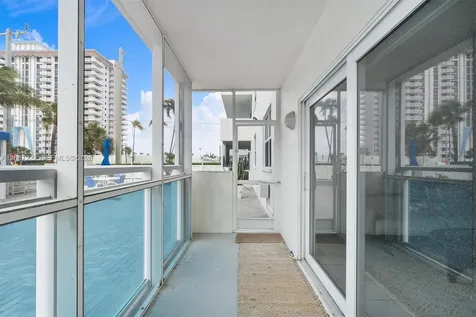 1701 S Ocean Drive Hollywood FL 33019