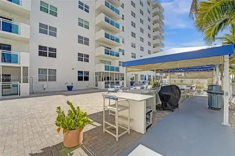 1701 S Ocean Drive Hollywood FL 33019